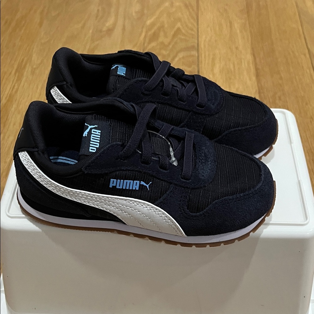 Puma Navy and White Athletic Shoes toddler